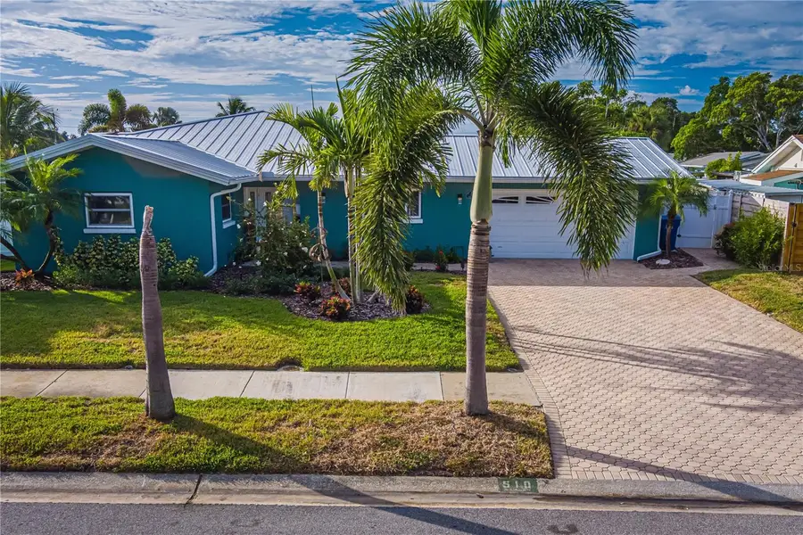 510 Lewis Boulevard Se, Saint Petersburg, FL 33705 - Image #2