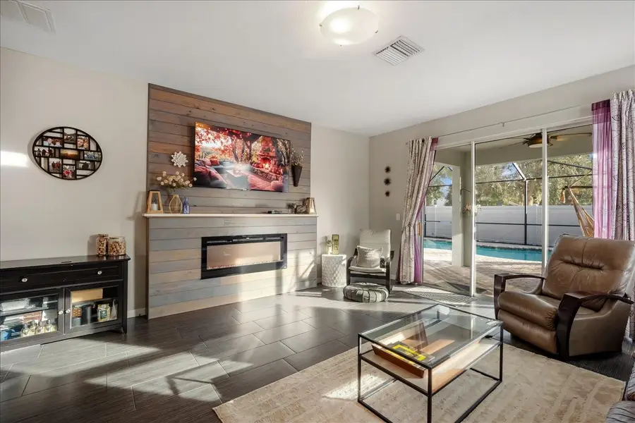 12432 Fairlawn Drive, Riverview, FL 33579 - Image #3