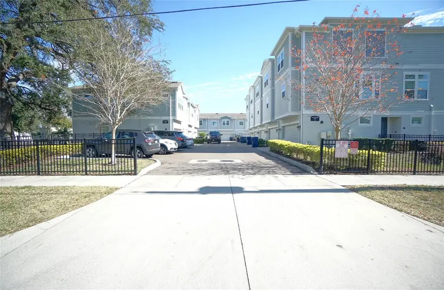 115 N Arrawana Avenue #8, Tampa, FL 33609 - Image #2