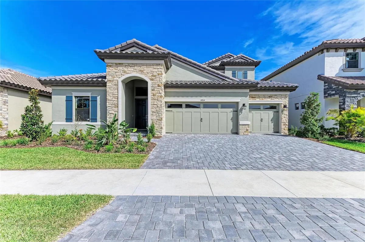 14924 Rider Pass Drive, Lithia, FL 33547 - Image #1