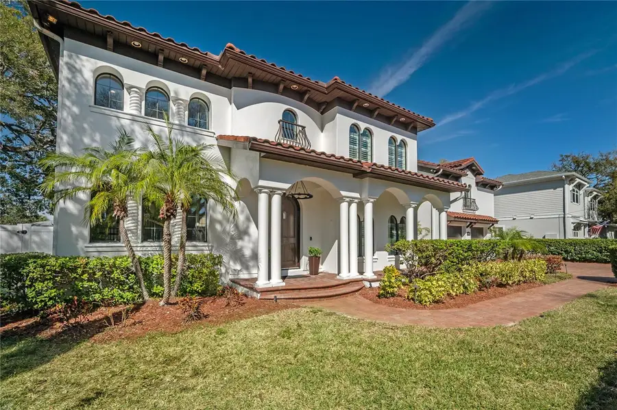 4311 W Barcelona Street, Tampa, FL 33629 - #2