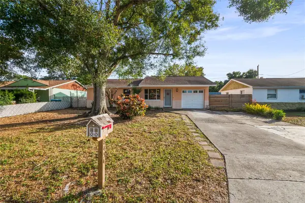 8454 Rose Terrace, SEMINOLE, FL 33777