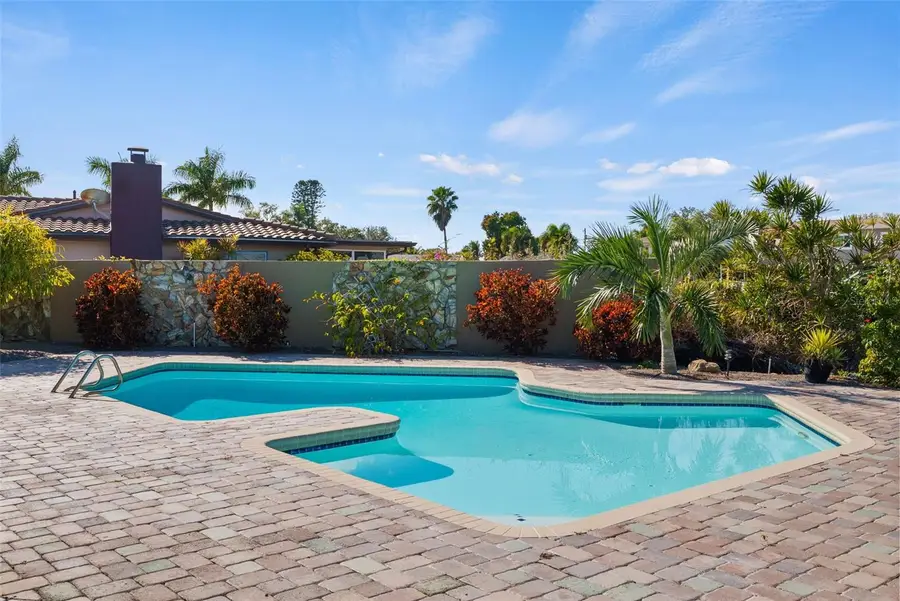 5173 Horseshoe Place, Saint Petersburg, FL 33703 - #3