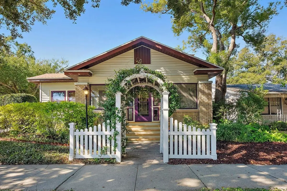 1104 12th Street, Saint Petersburg, FL 33705 - Image #1