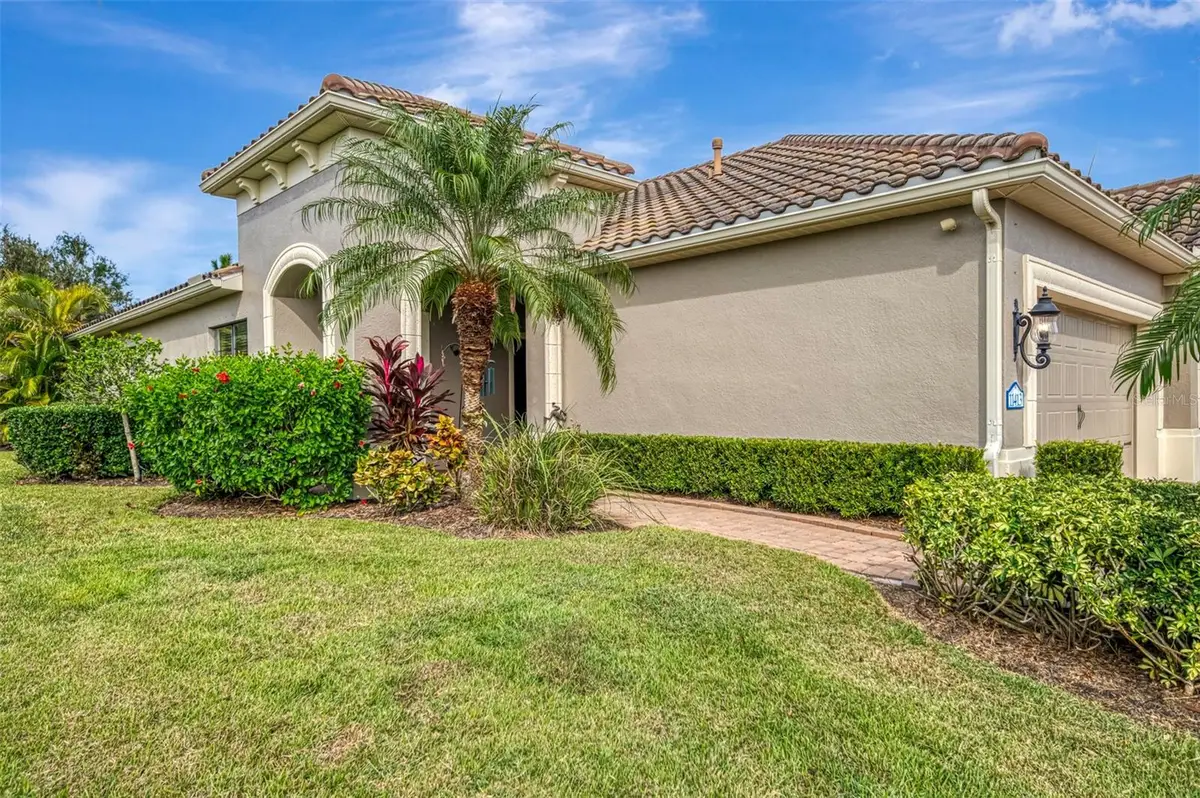 11413 Okaloosa Drive, Venice, FL 34293 - Image #1
