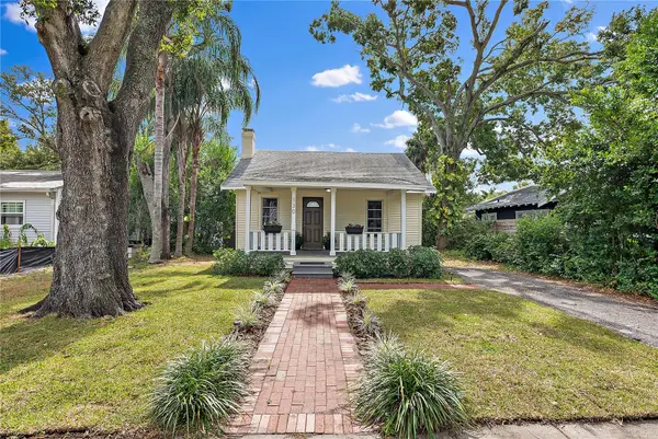 130 17th Avenue N, ST PETERSBURG, FL 33704