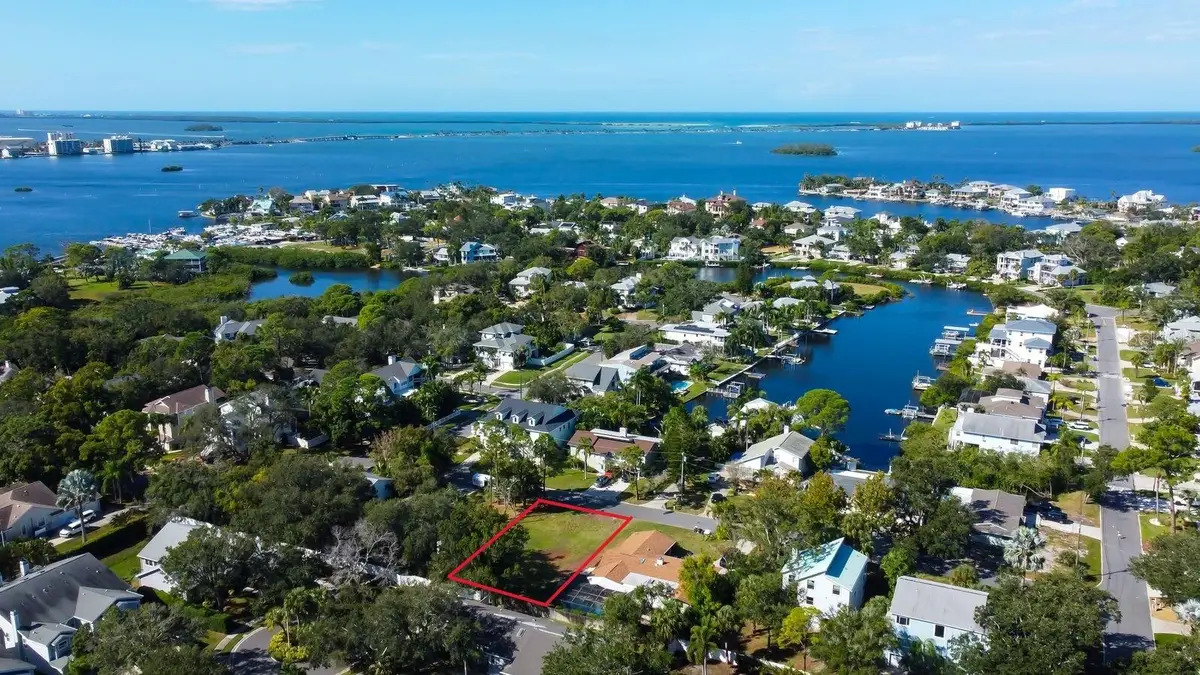 236 Pinecrest Drive, Palm Harbor, FL 34683 - Image #1