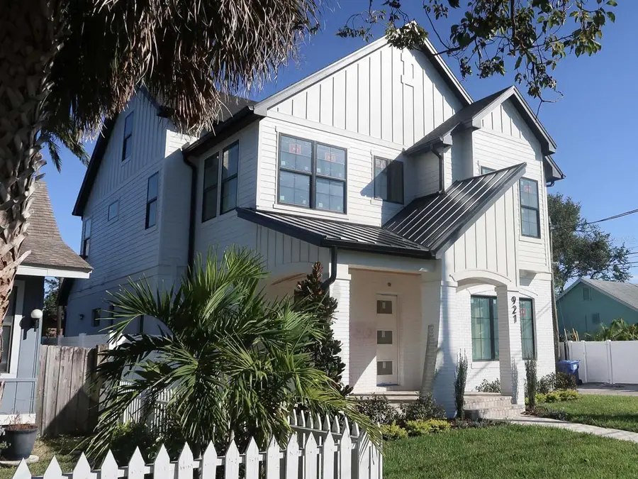 921 12th Street N, Saint Petersburg, FL 33705 - Image #2