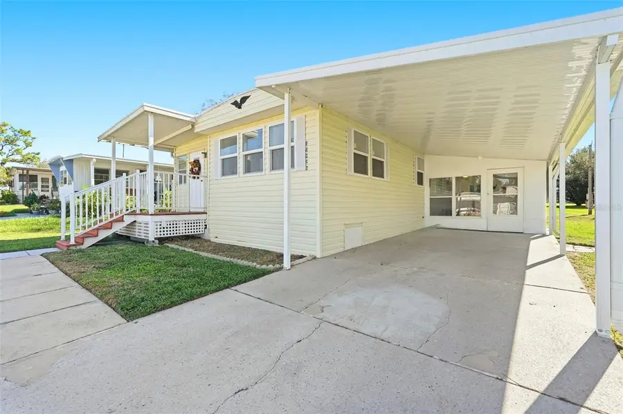 37828 Newal Avenue, Zephyrhills, FL 33542 - Image #3