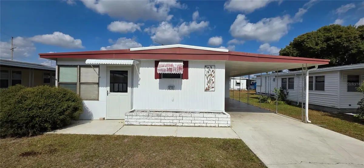 37137 Lois Avenue, Zephyrhills, FL 33542 - Image #1