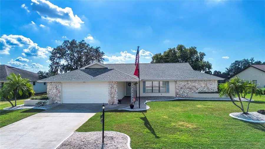 2016 E View Drive, Sun City Center, FL 33573 - Image #2