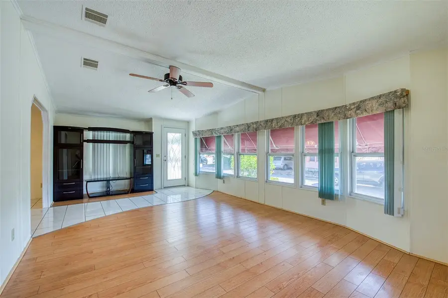 8 Pelican Drive N, Oldsmar, FL 34677 - Image #2