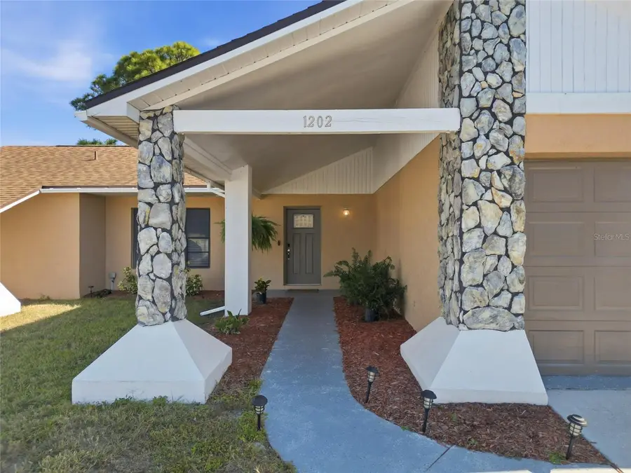 1202 Greenlea Drive, Holiday, FL 34691 - Image #2