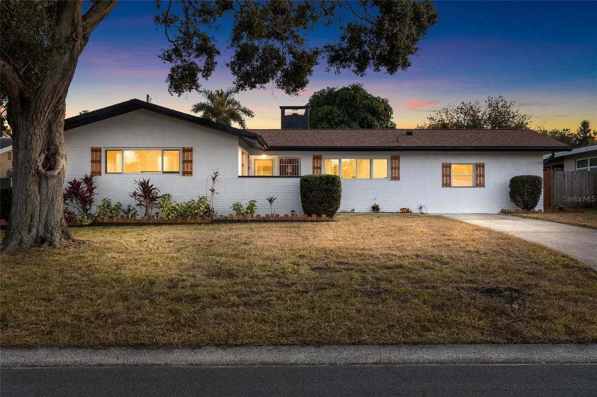 1711 S Patlin Circle, Largo, FL 33770 - Image #1