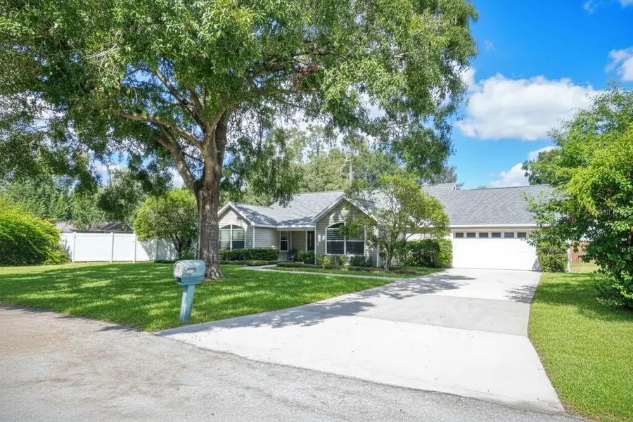 2201 Howard Lane, Tampa, FL 33612 - Image #2