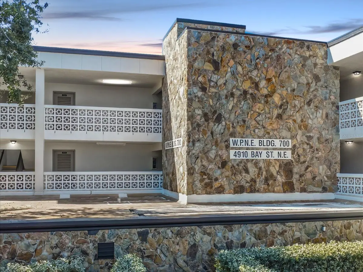 4910 Bay Street Ne #105, Saint Petersburg, FL 33703 - Image #1