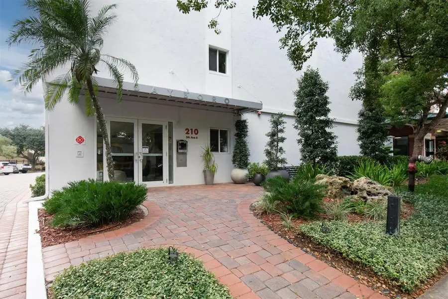 210 5th Avenue S #402, Saint Petersburg, FL 33701 - Image #3