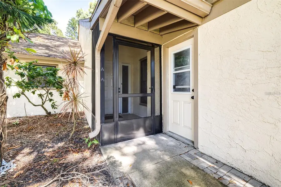 2201 Pine Drive, Tarpon Springs, FL 34689 - Image #2