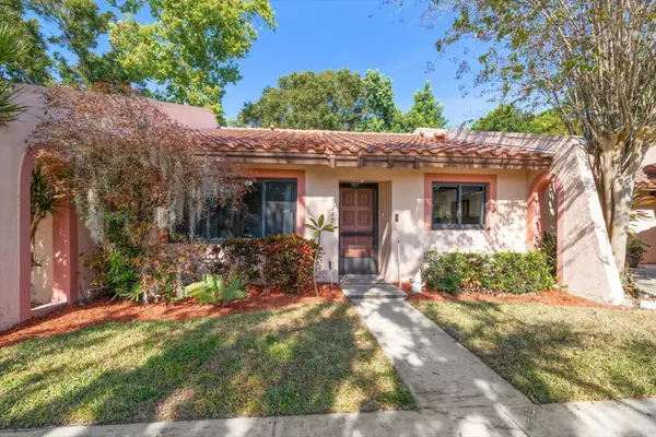 9747 86th Avenue, SEMINOLE, FL 33777