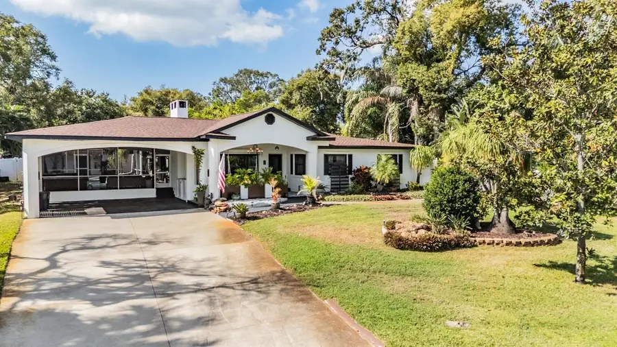 302 Whitcomb Boulevard, Tarpon Springs, FL 34689 - Image #2