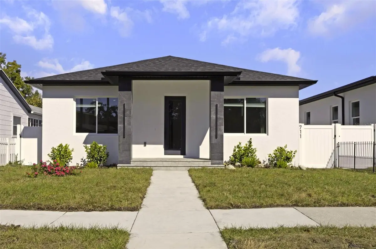 711 42nd Avenue S, Saint Petersburg, FL 33705 - Image #1