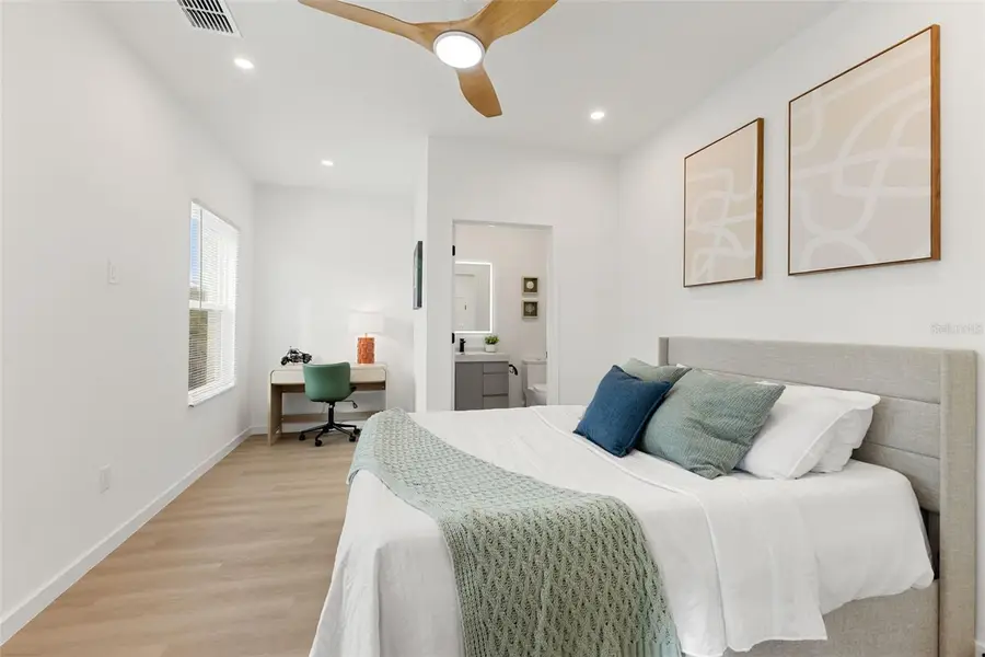 2104 4th Street S, Saint Petersburg, FL 33705 - Image #3