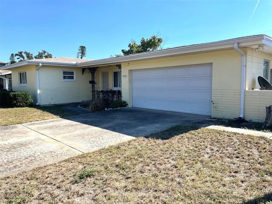 2420 68th Avenue S, Saint Petersburg, FL 33712 - Image #2