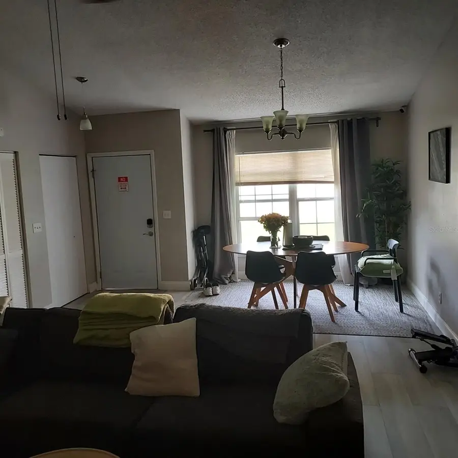 2008 Gregory Drive, Tampa, FL 33613 - Image #3