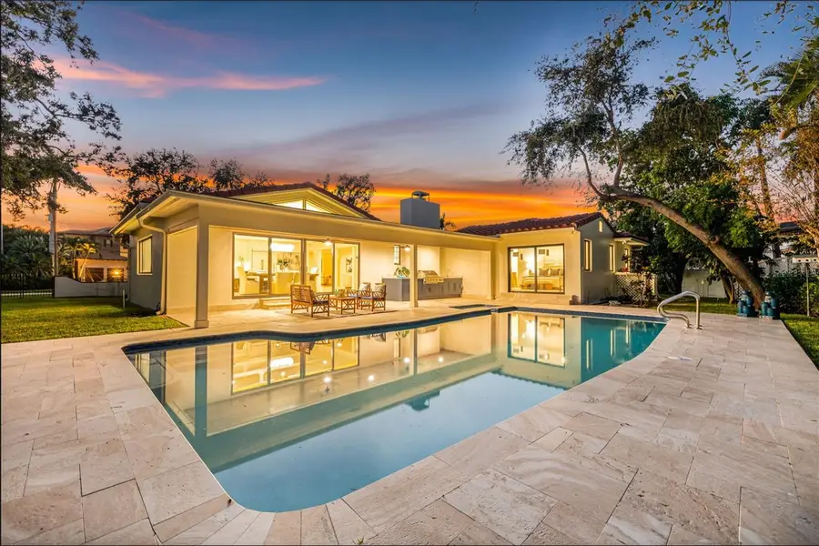 1222 Brightwaters Boulevard Ne, Saint Petersburg, FL 33704 - Image #3