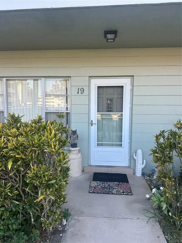 2401 Ecuadorian Way #19, CLEARWATER, FL 33763