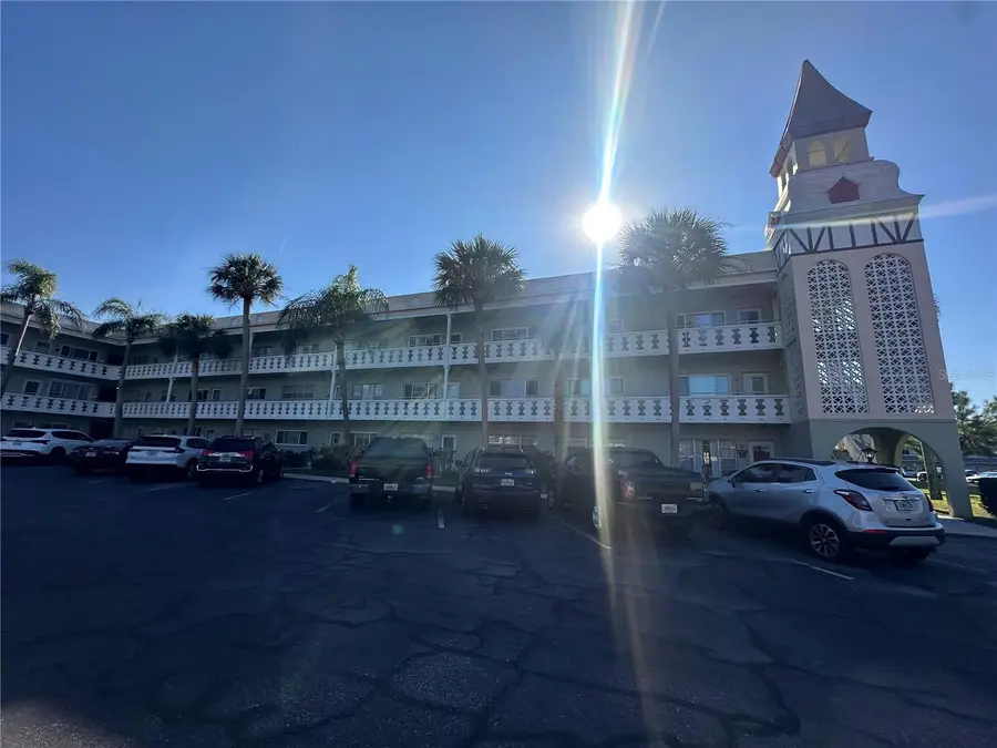 2401 Ecuadorian Way #19, Clearwater, FL 33763 - Image #3