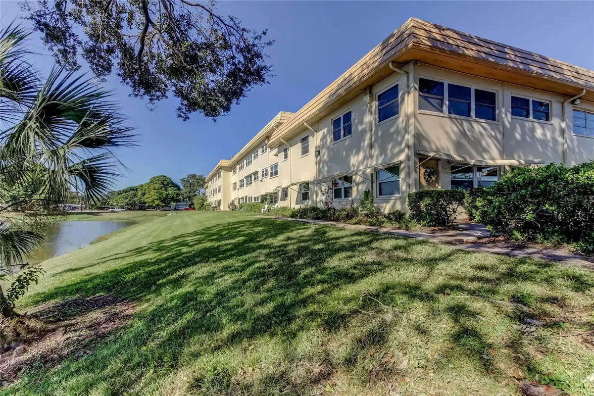 3850 13th Avenue N #105, Saint Petersburg, FL 33713 - Image #1