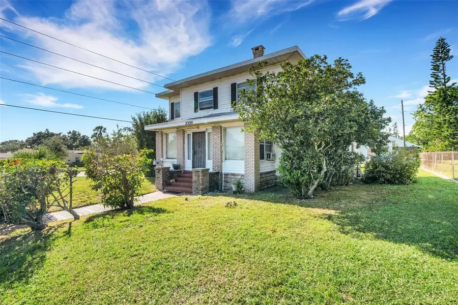 2555 Queen St S, Saint Petersburg, FL 33712 - Image #3