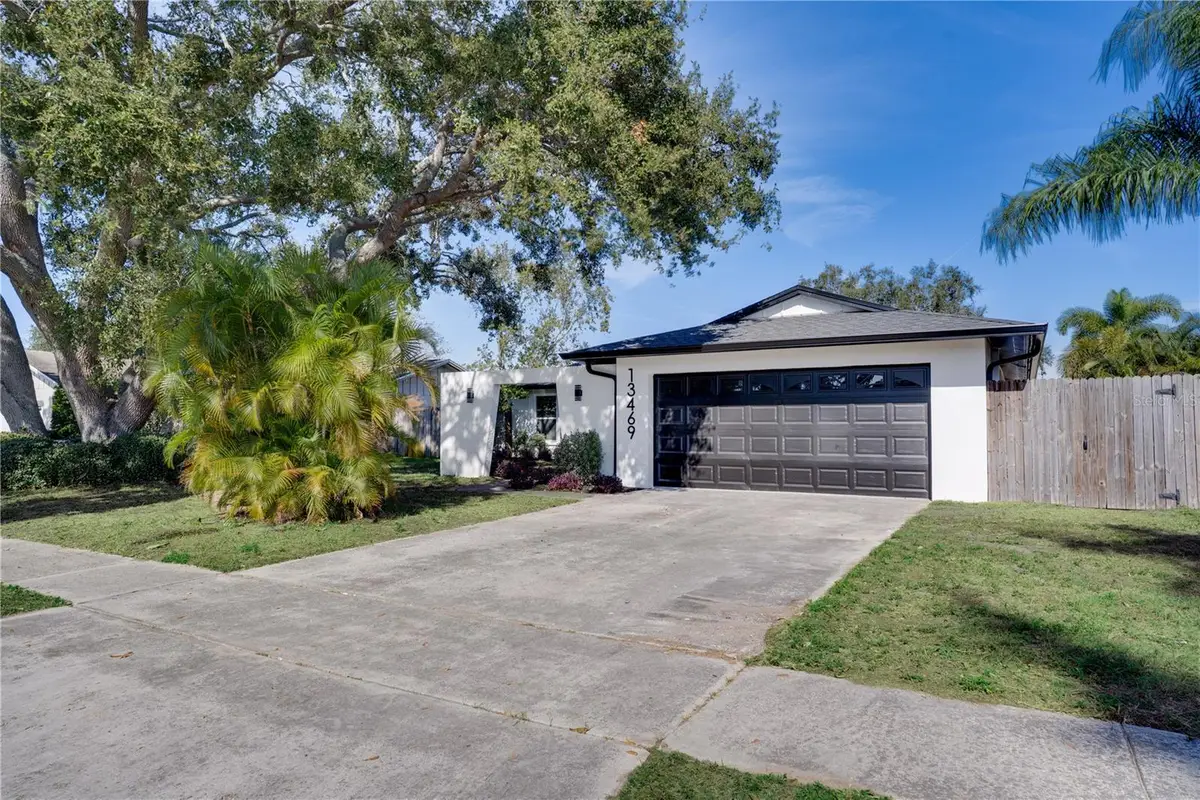 13469 Sol Vista Drive, Largo, FL 33774 - Image #1