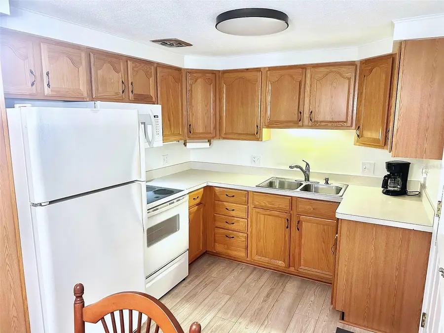 2000 E Bay Drive #83, Largo, FL 33771 - Image #3