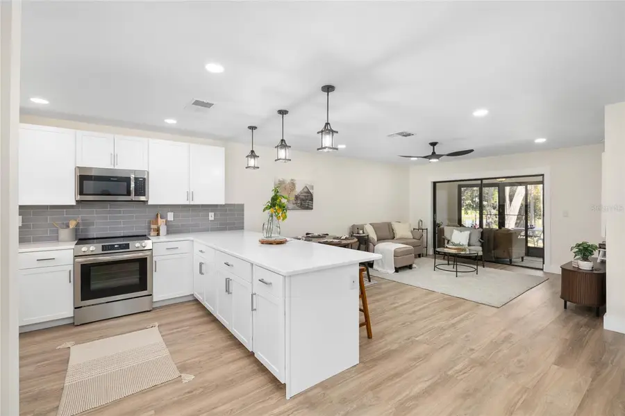 2561 Oakleaf Lane #40B, Clearwater, FL 33763 - Image #3