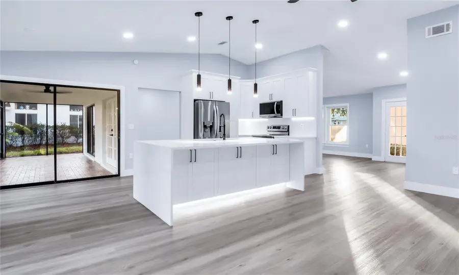 1007 NW 82nd Street, Bradenton, FL 34209 - Image #3