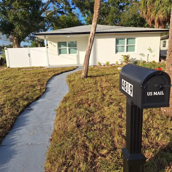 4819 21st Avenue S, ST PETERSBURG, FL 33711