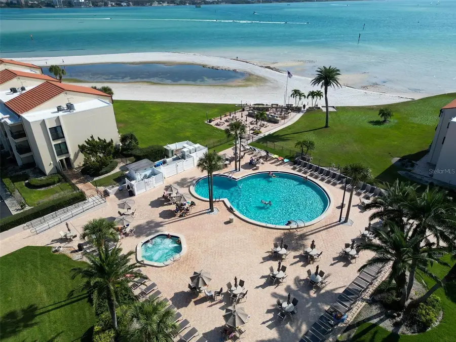 825 S Gulfview Boulevard #106, Clearwater Beach, FL 33767 - Image #3