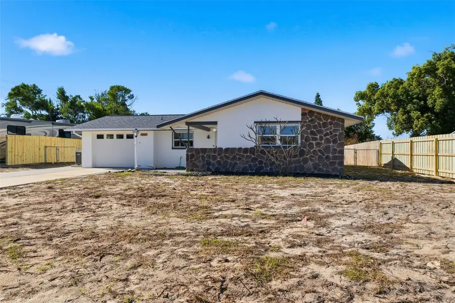 10521 Oak Hill Drive, Port Richey, FL 34668 - Image #2