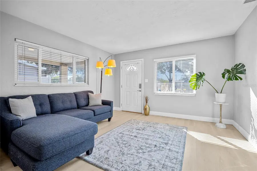 1513 56th Avenue N, Saint Petersburg, FL 33703 - Image #2