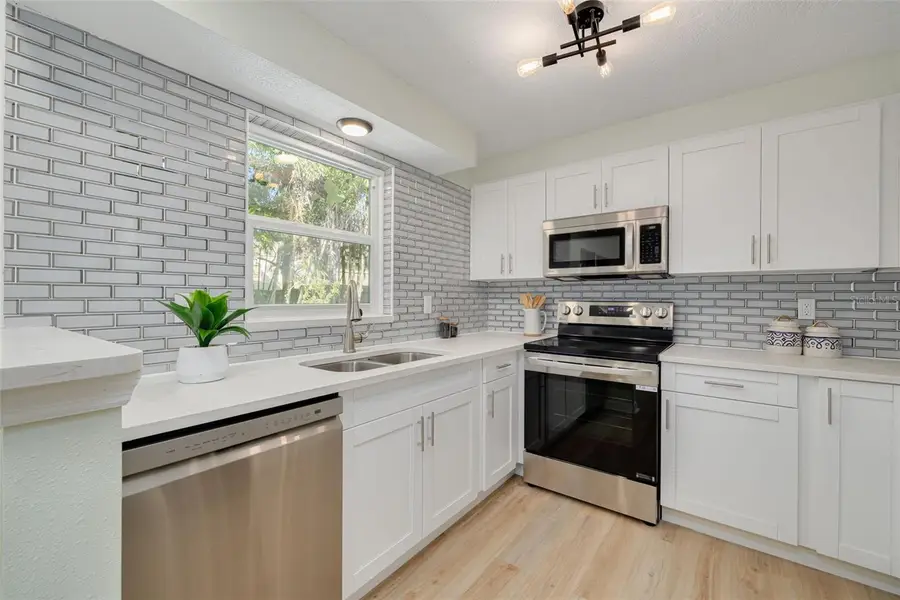 2004 Douglas Avenue, Dunedin, FL 34698 - Image #2