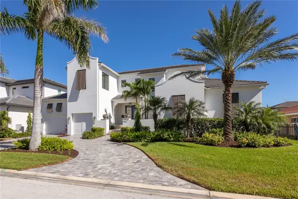 1934 Hawaii Avenue Ne, ST PETERSBURG, FL 33703