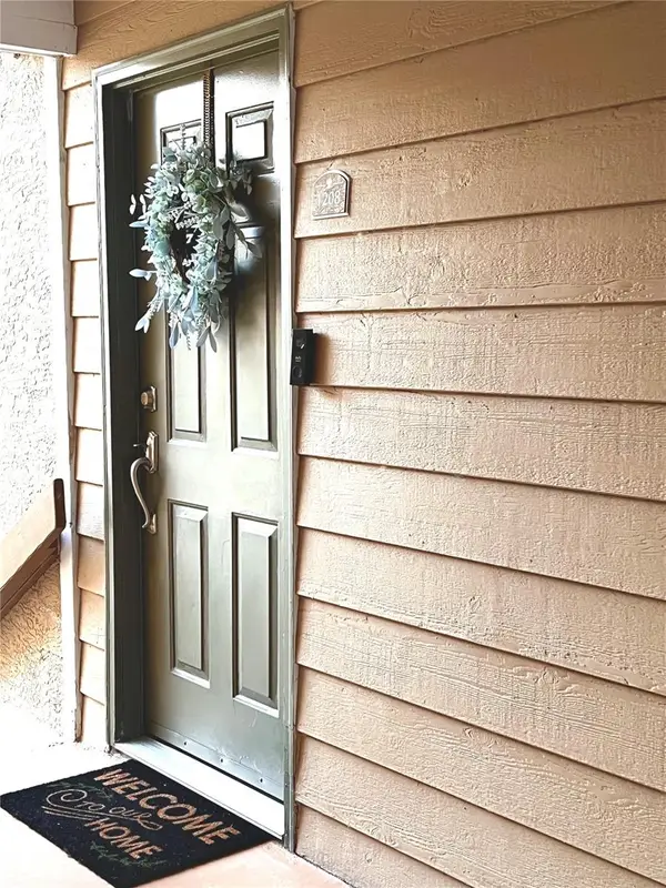 9481 Highland Oak Drive #1208, TAMPA, FL 33647