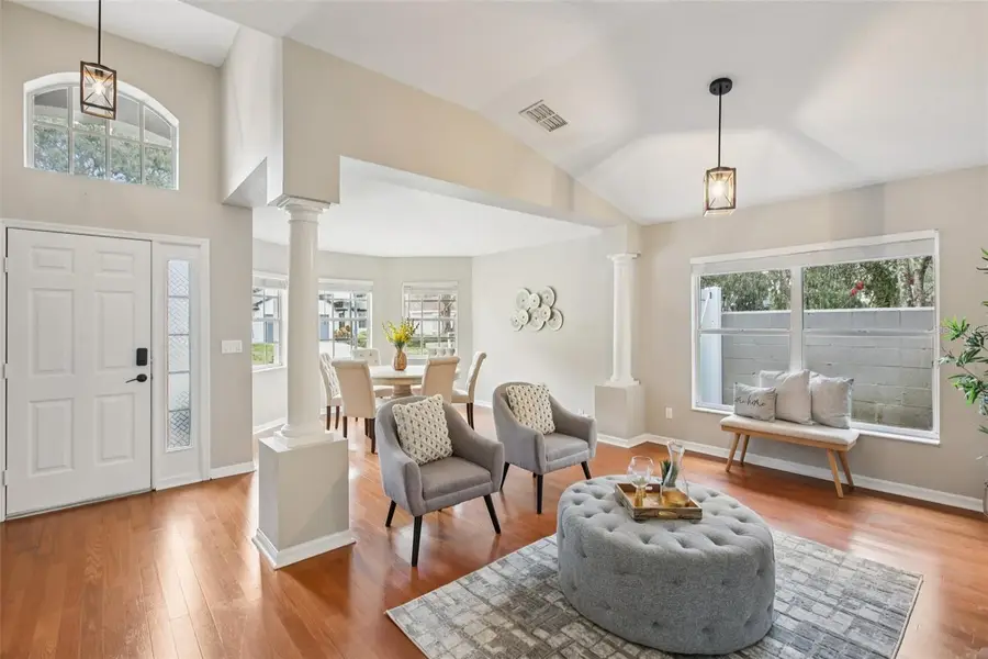 4632 Whispering Park Lane, Tampa, FL 33614 - Image #2