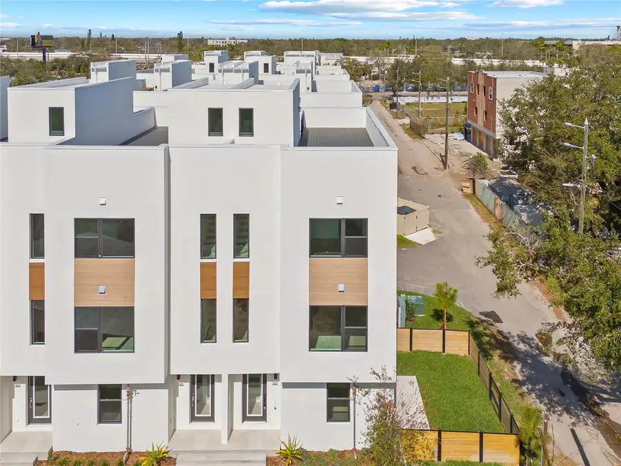 307 15th Street N, Saint Petersburg, FL 33705 - Image #2