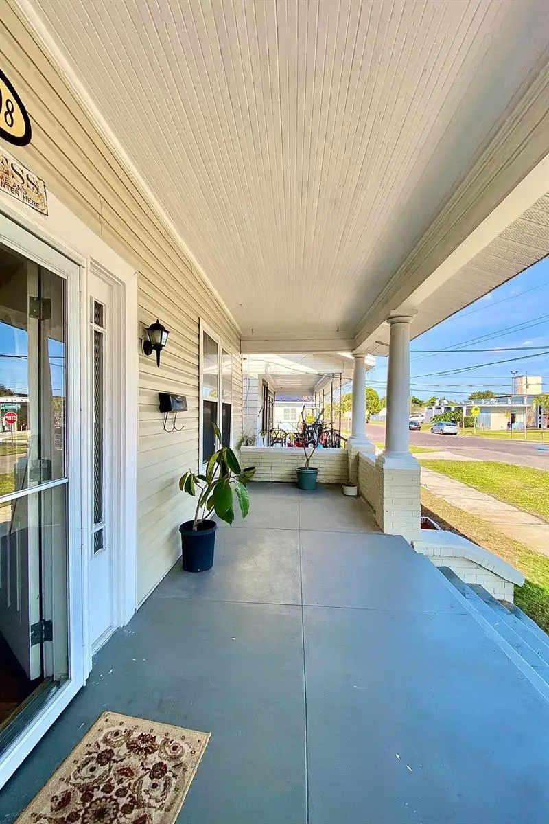 1808 N Tampania Avenue, Tampa, FL 33607 - Image #3