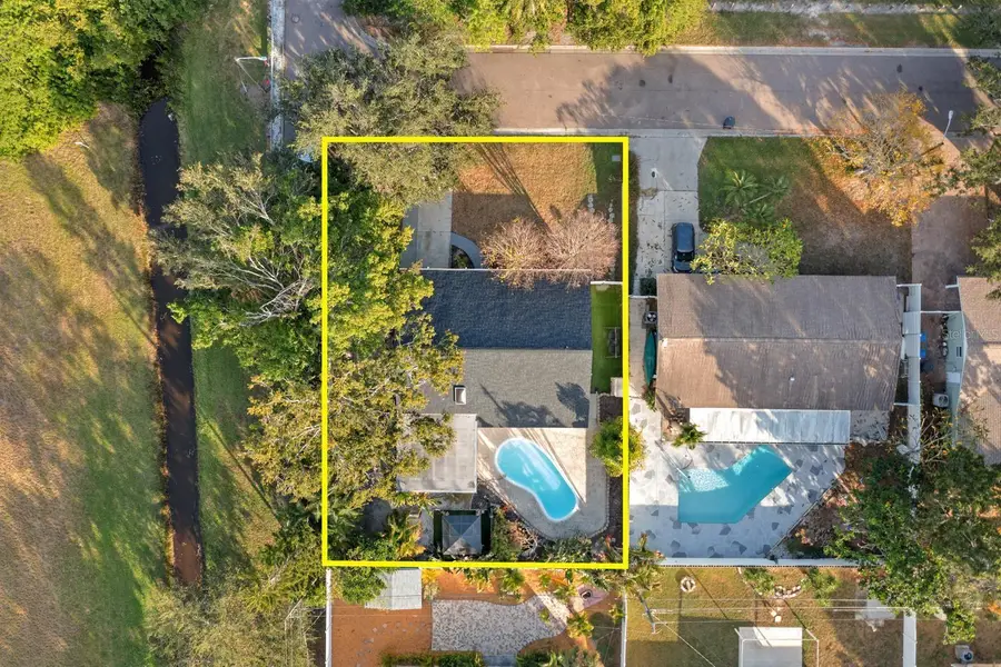 7490 Locust Street Ne, Saint Petersburg, FL 33702 - Image #2