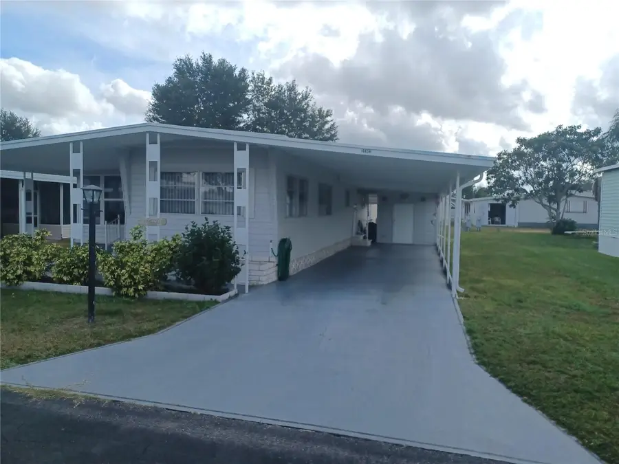 34632 Sweetpea Lane, Zephyrhills, FL 33541 - Image #2