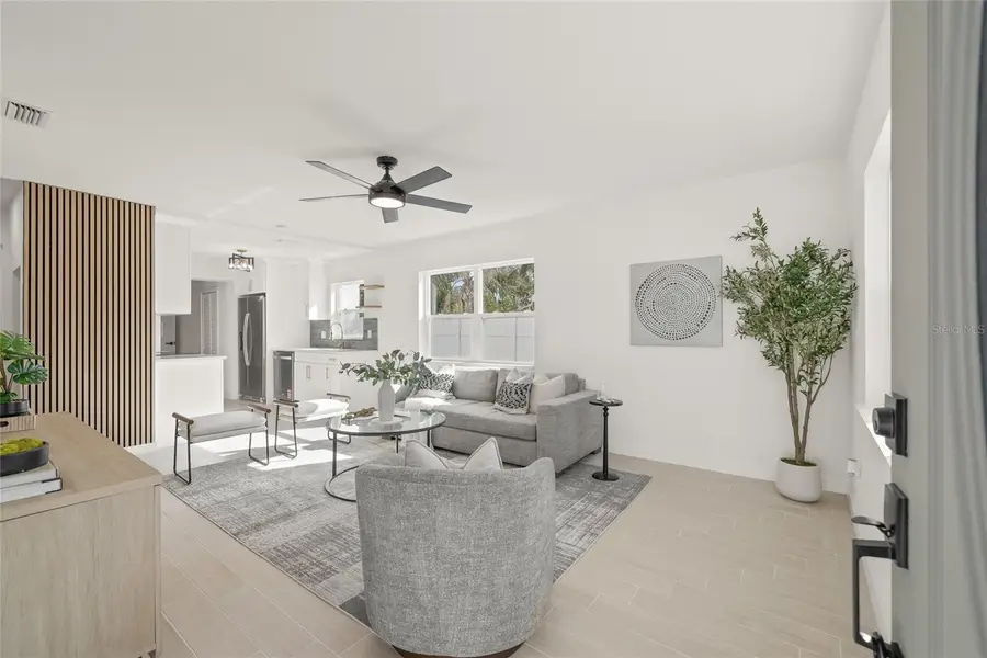 9507 N Dartmouth Avenue, Tampa, FL 33612 - Image #2